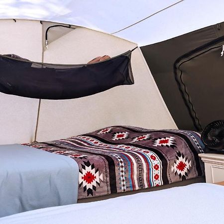 Funstays Glamping Setup Tent In Rv Park #4 Ok-T4 Моуаб Екстериор снимка