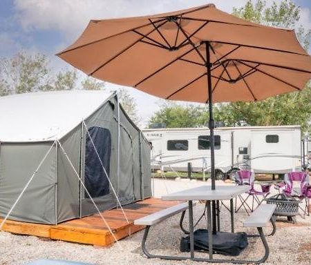 Funstays Glamping Setup Tent In Rv Park #4 Ok-T4 Моуаб Екстериор снимка
