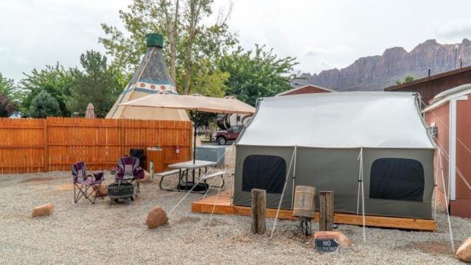 Funstays Glamping Setup Tent In Rv Park #4 Ok-T4 Моуаб Екстериор снимка